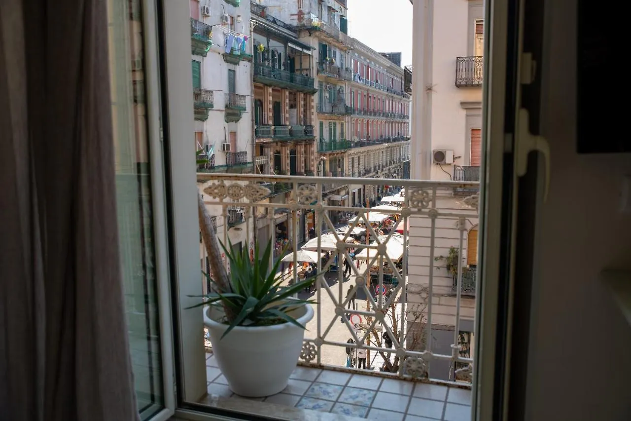 B&B Alla Ferrovia Naples Italy