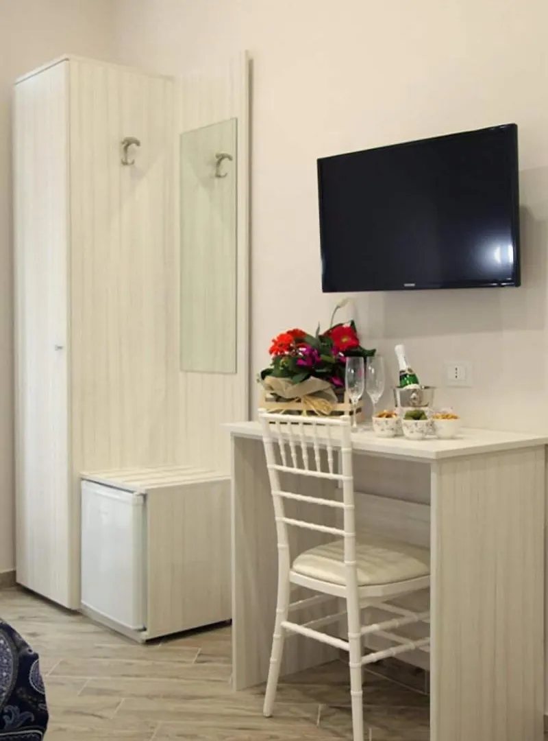 B&B alla Ferrovia Napoli 3*,  Italia